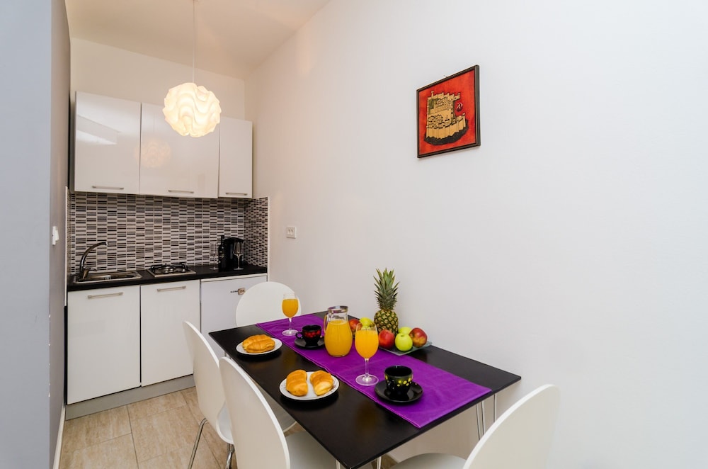 Studio (Comfort Studio Apartment With Terrace) - Photo 17