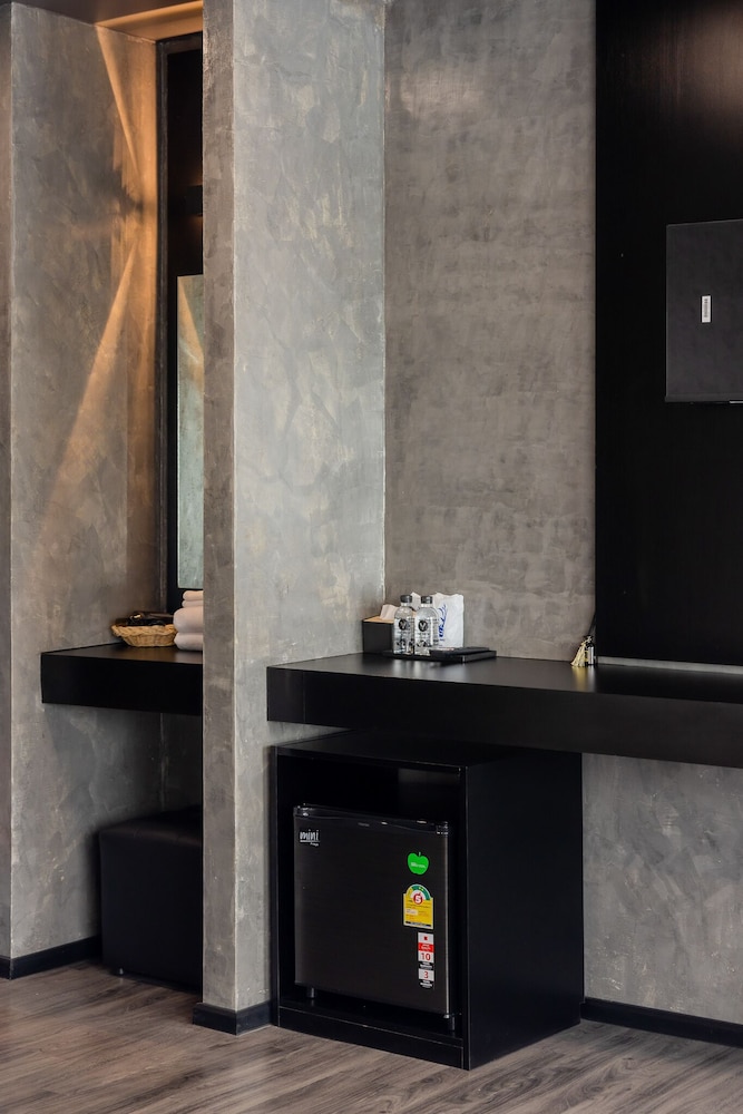 Standard Twin Room - Photo 7
