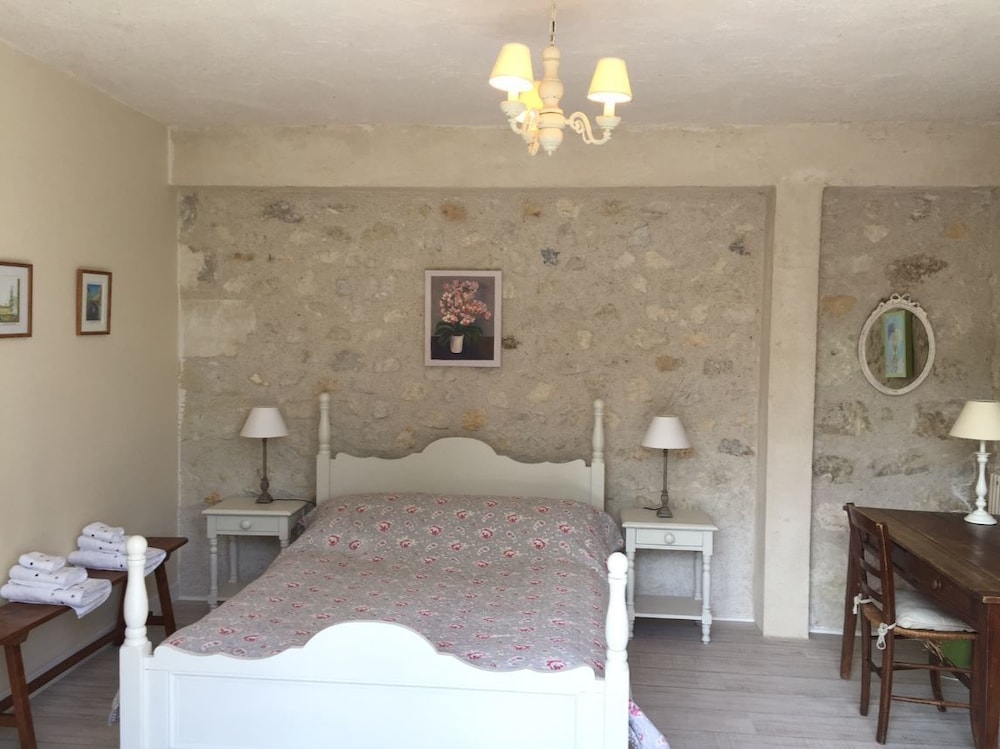 Loire Valley Double Room