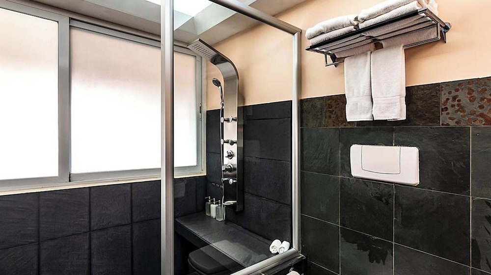 Suite photo 3