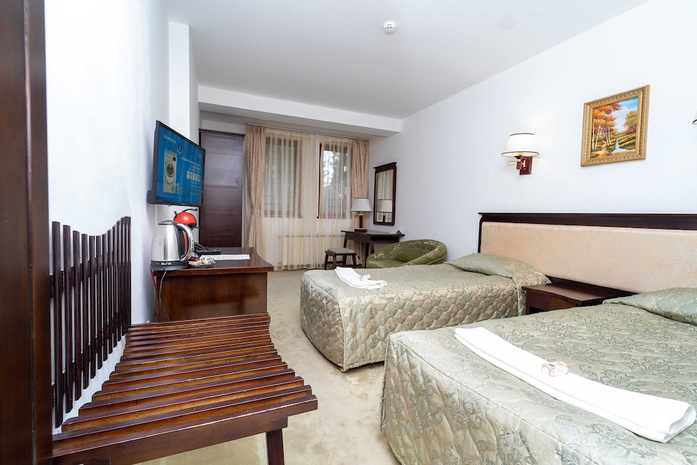 Double or Twin Room photo 1