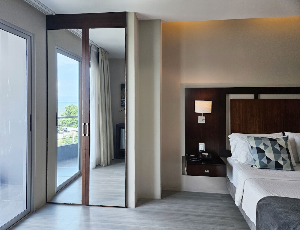 Executive Room photo 3
