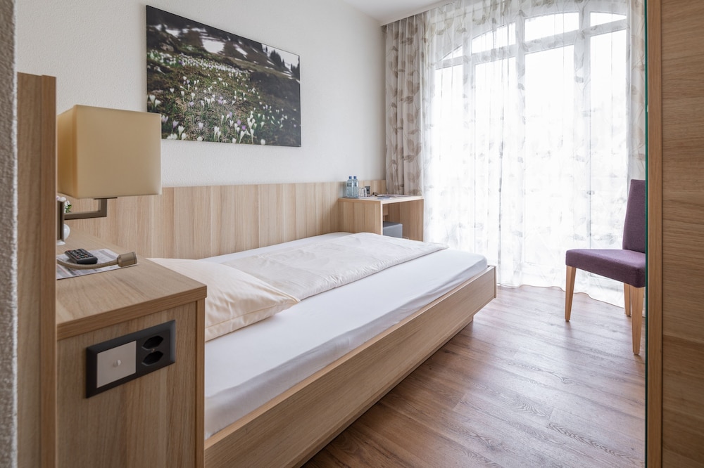 Basic Single Room