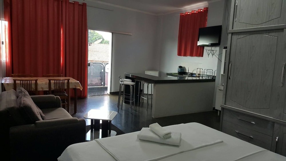 Deluxe Room, Multiple Beds, City View