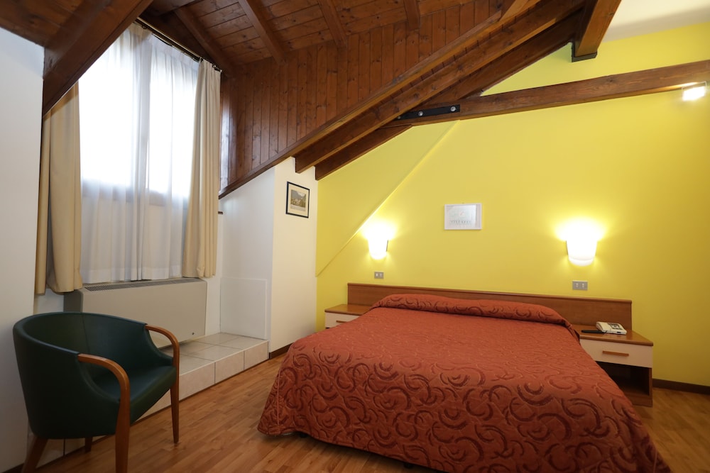 Double or Twin Room (Mansarda) - Photo 1