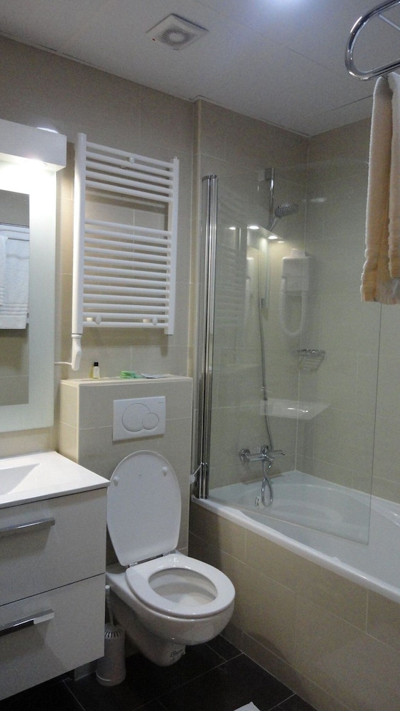Junior Suite (Single Use)