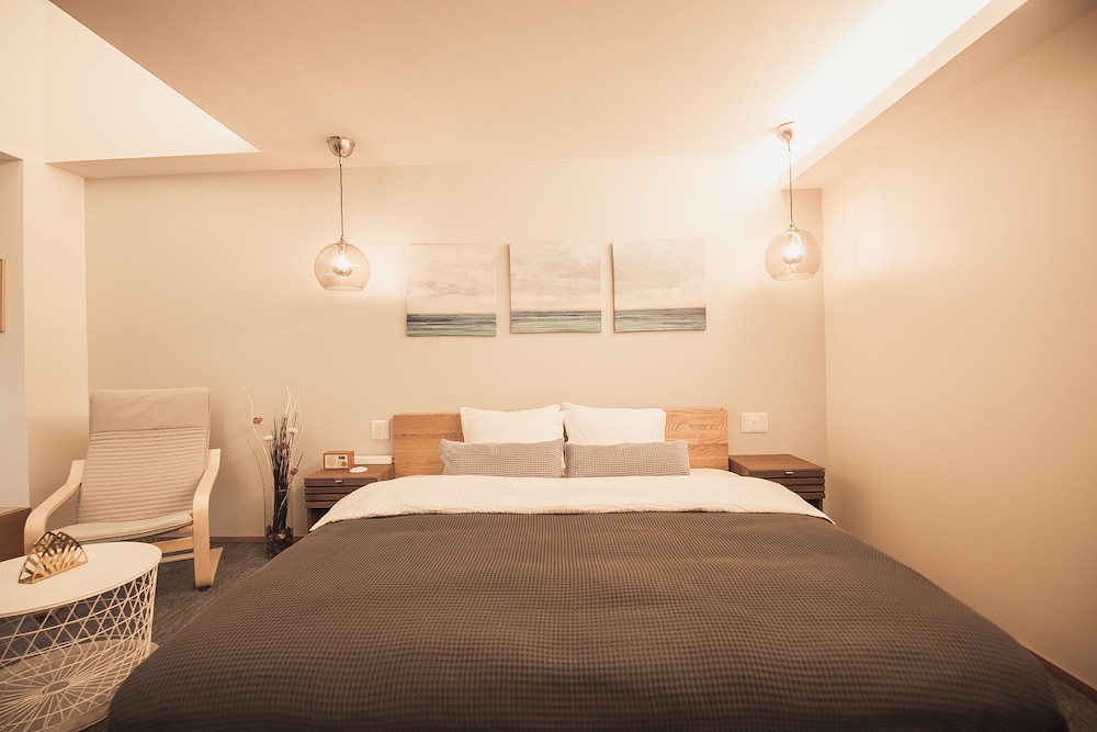 Superior King Suite photo 3