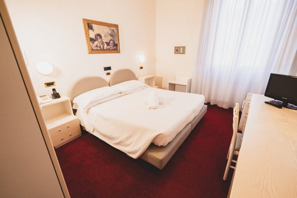 Standard Room, 1 Double Bed - Photo 1