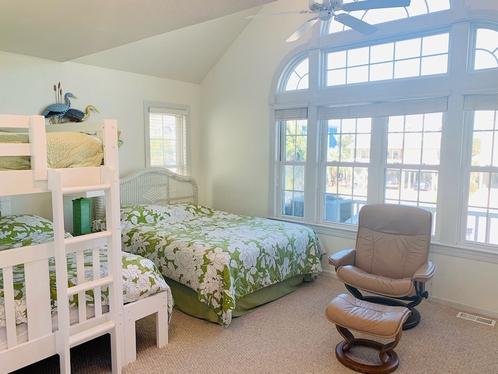 House, 4 Bedrooms
