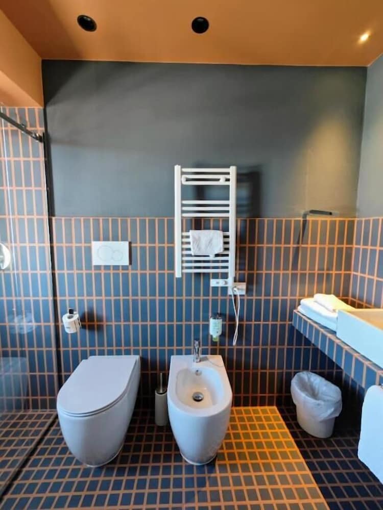 Superior Triple Room, Sea View - Photo 6