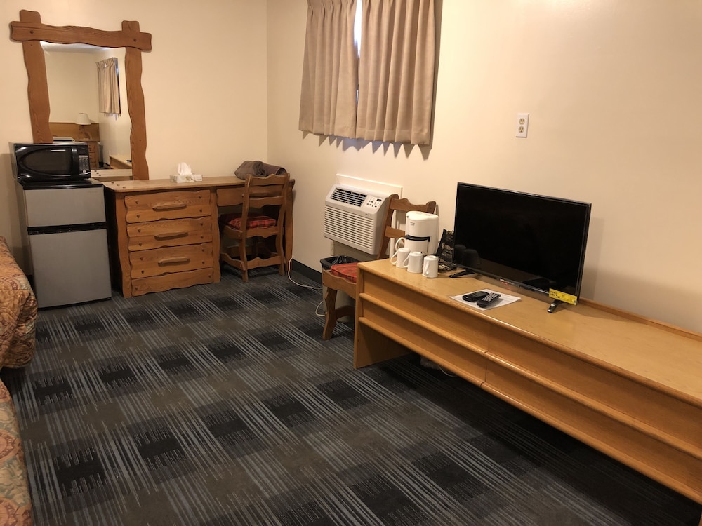 Economy Room, Hill View photo 2
