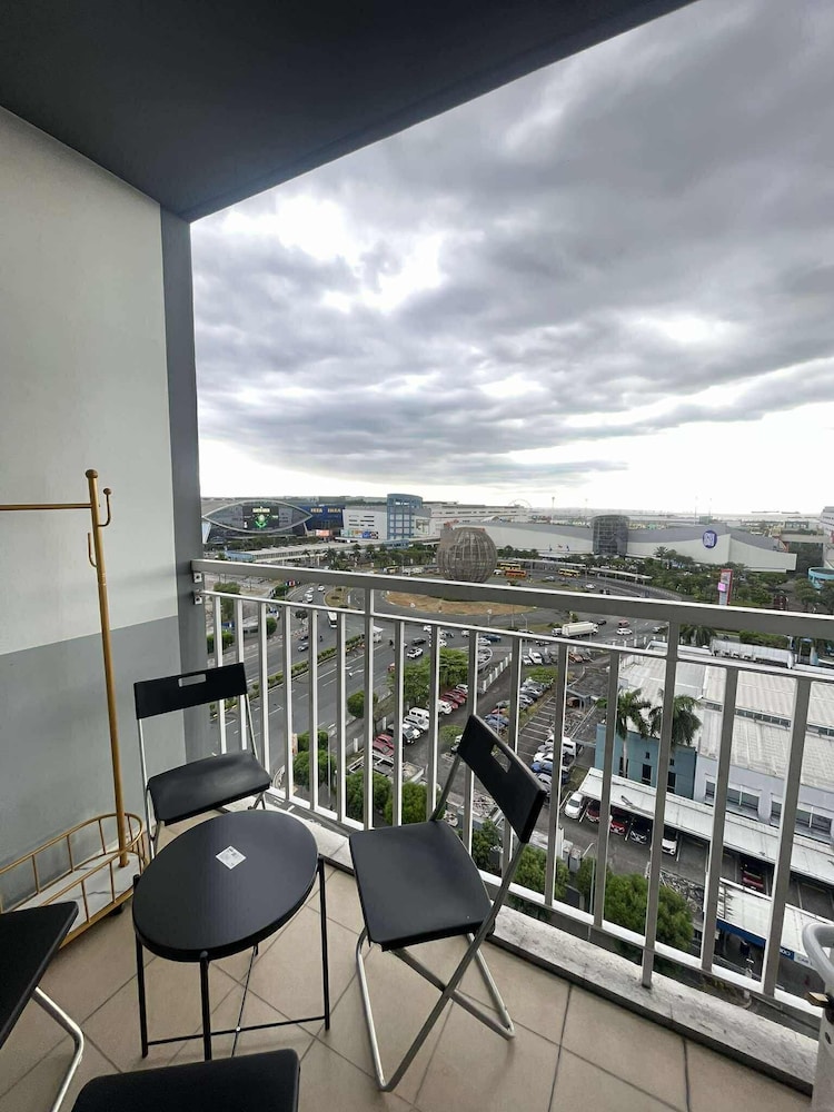 Family Condo, Balcony, Sea View photo 2