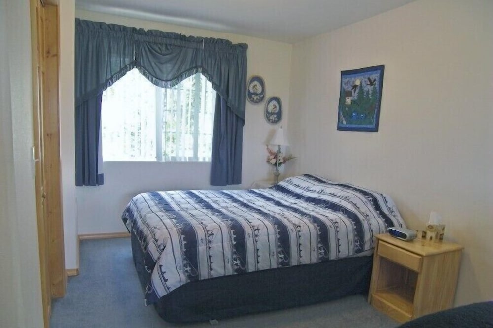 Panoramic Room, Balcony, Mountain View photo 3