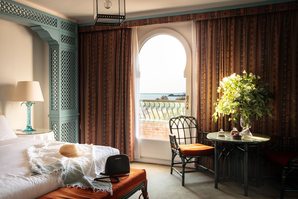 Deluxe Room, View (Grand, Venice View)