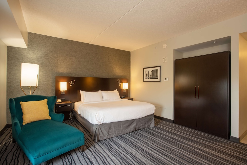 Room, 1 King Bed (Glen) photo 2