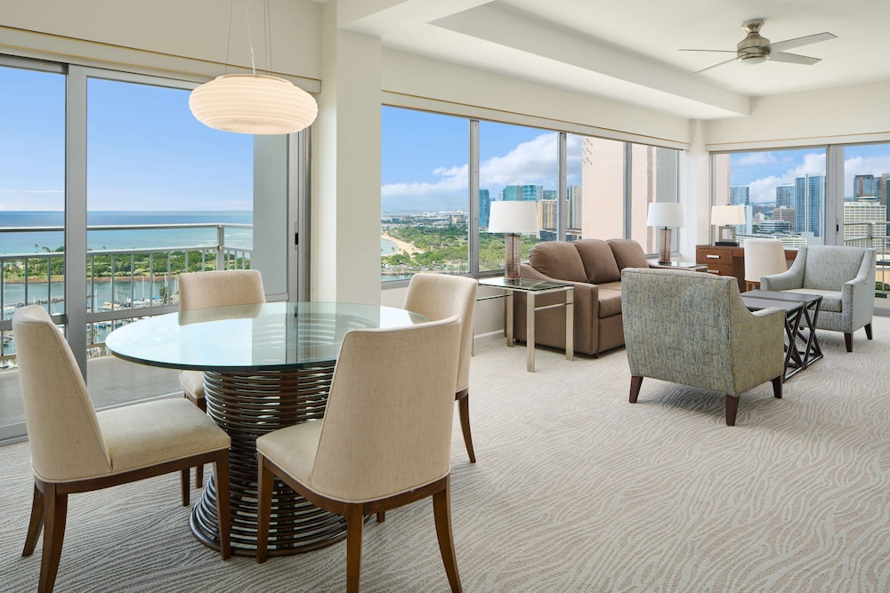 Luxury 2BR Ocean View