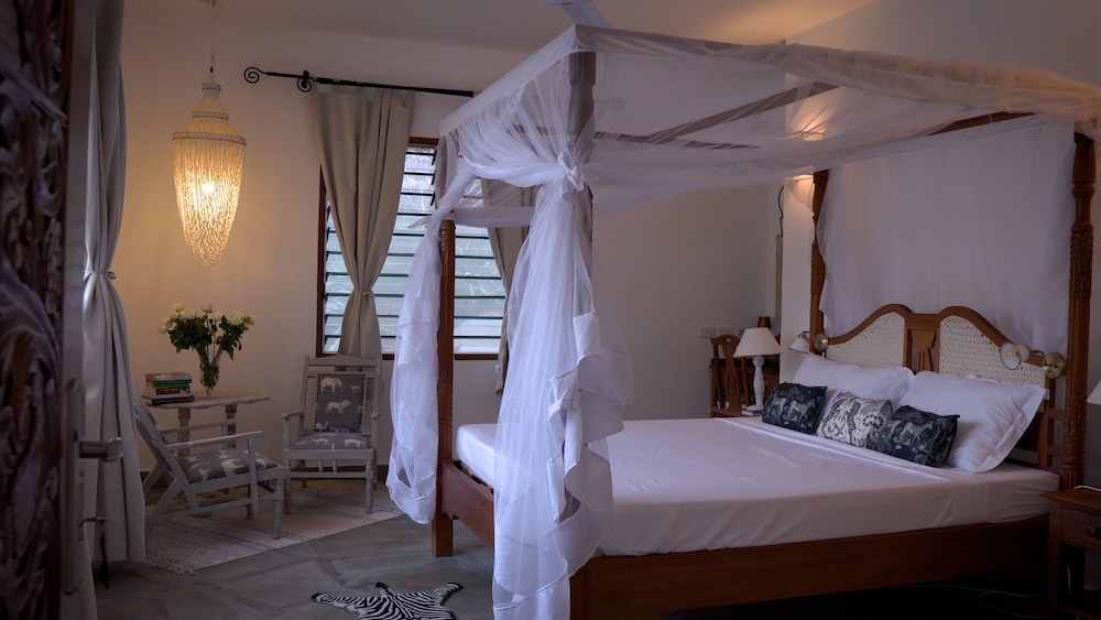 Luxury Villa photo 3