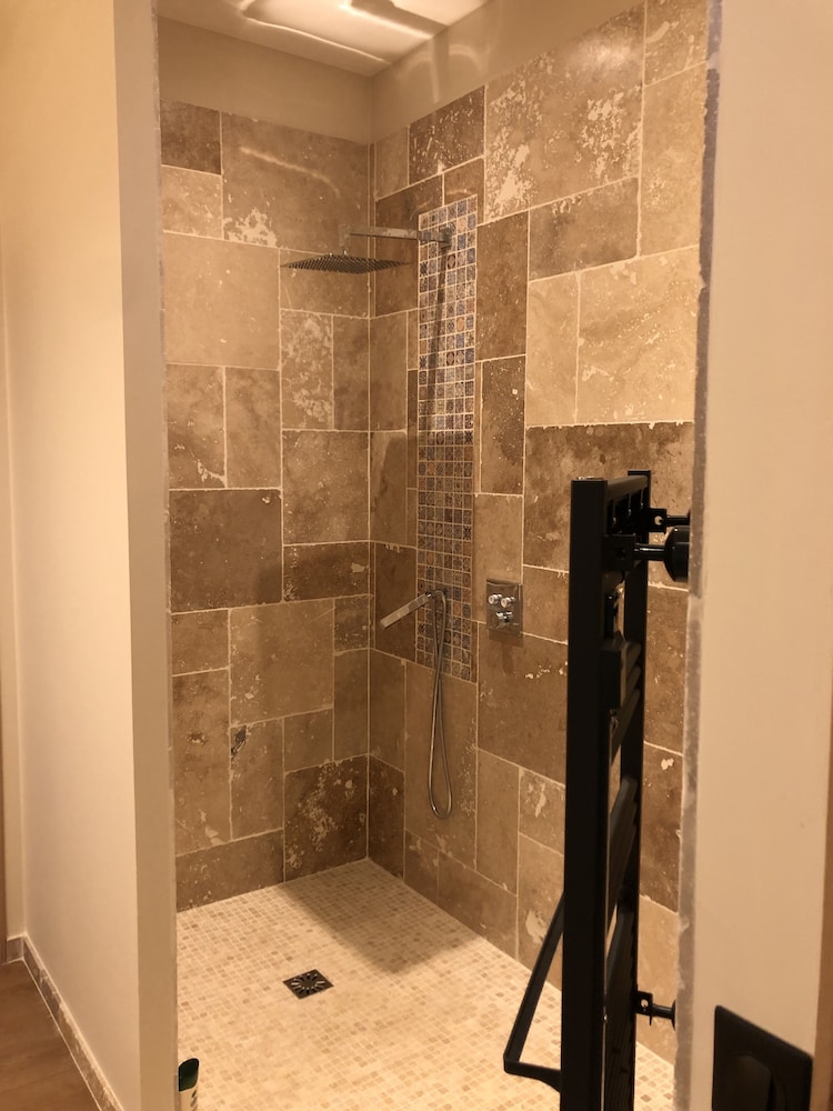 Superior Double or Twin Room - Photo 3