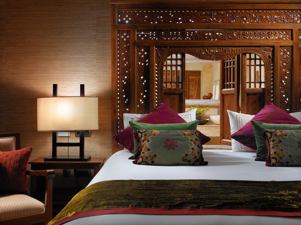 3 bedroom Imperial Villa (with private heated pool) thumbnail 5