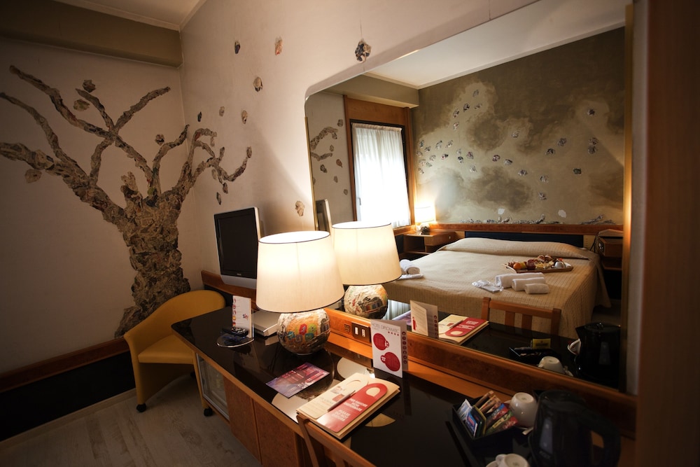 Standard Double Room Single Use photo 1