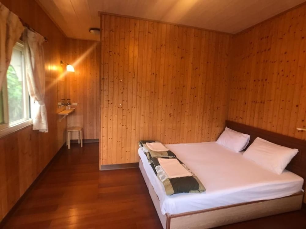 Basic Triple Room photo 3