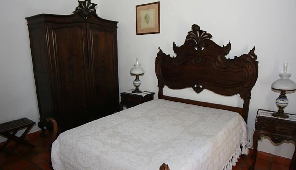 Basic Double Room, Pool View (4)