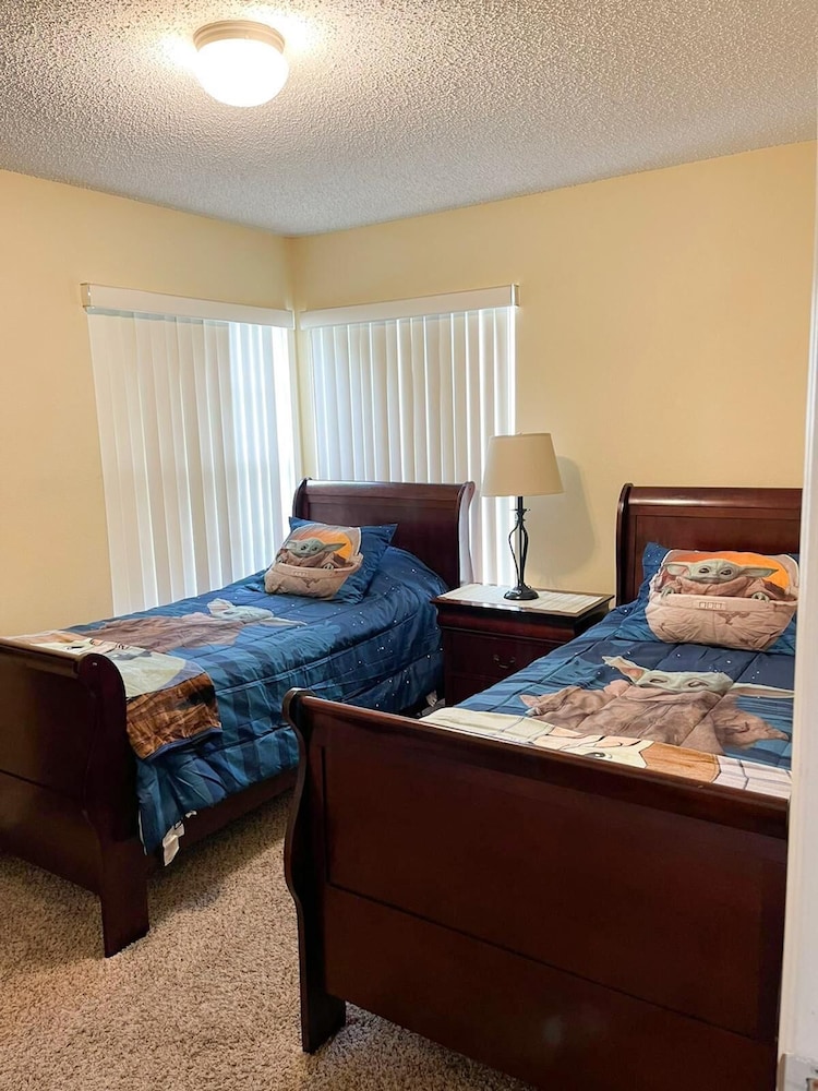 Superior Apartment, 3 Bedrooms, Pool Access, Garden View