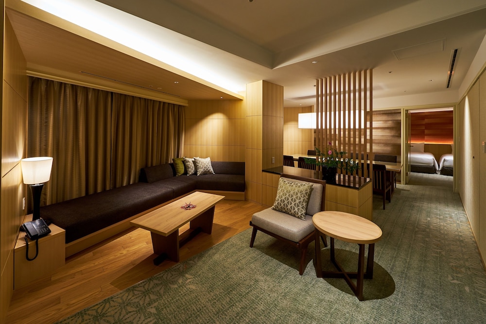 [Lounge Access] Ambassador Suite, Non Smoking photo 2