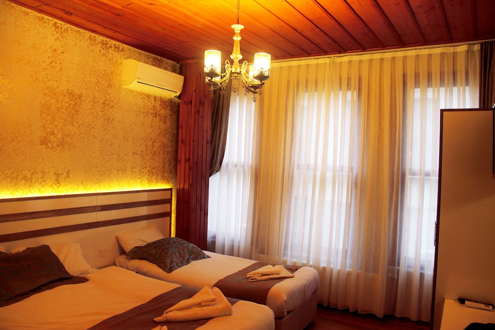Standard Triple Room photo 3