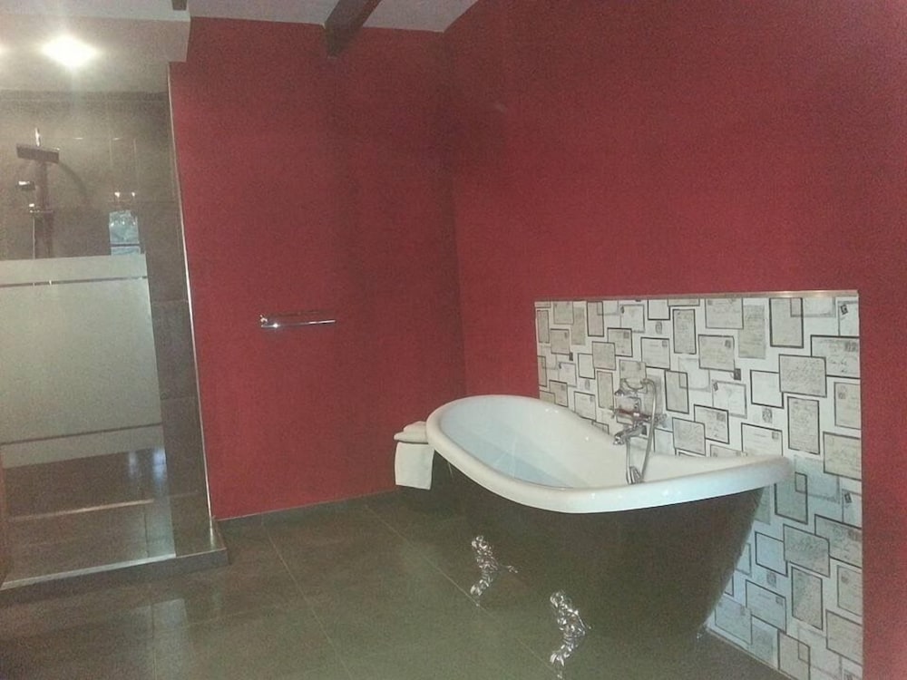 Deluxe Double Room photo 3