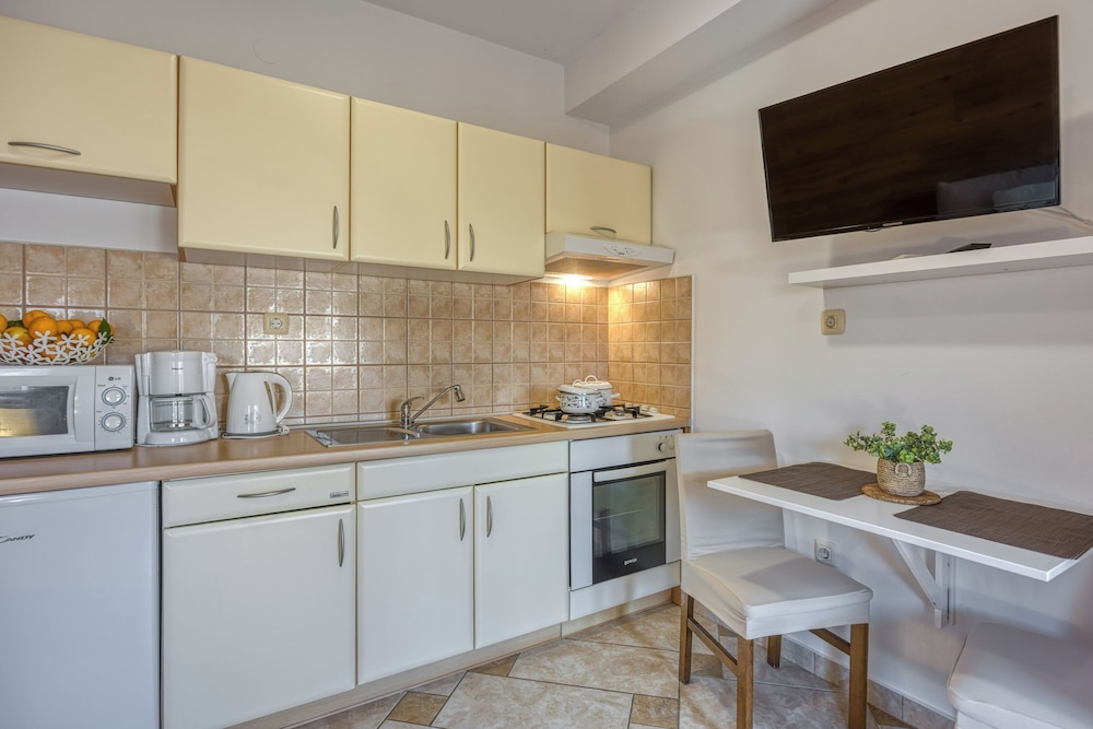 Family Studio (Apartment Jakara 1)