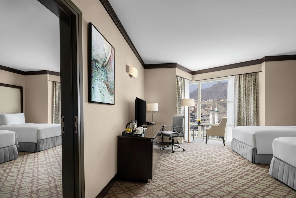 Family Room, 2 Twin Beds, Connecting Rooms