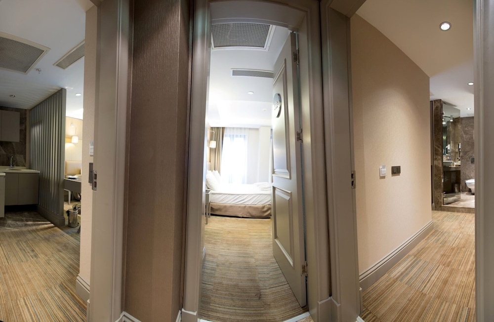 Room, Connecting Rooms photo 3