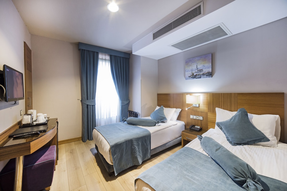 Double or Twin Room photo 1