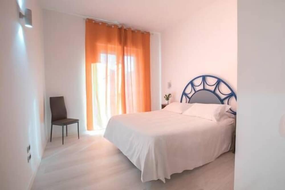 Standard Double or Twin Room, Sea View photo 2