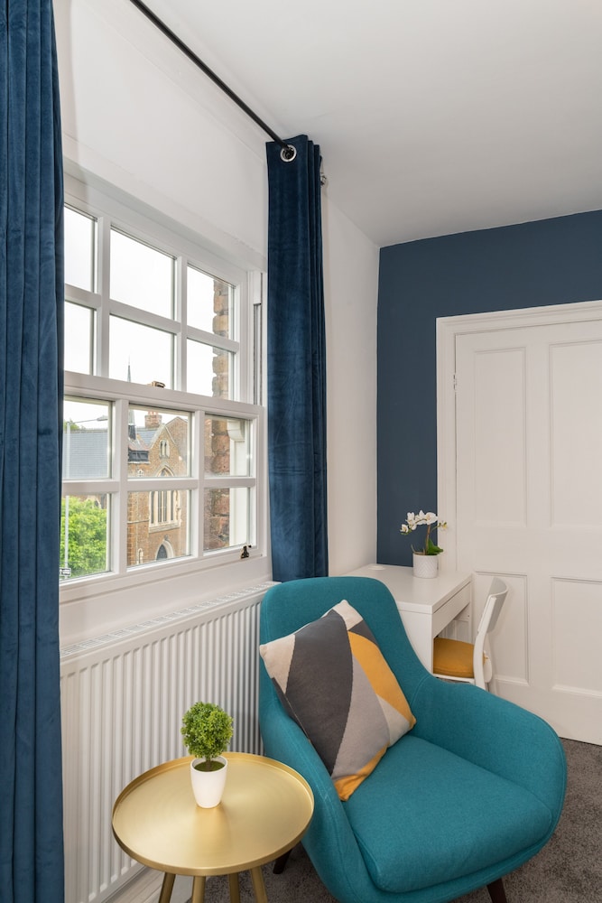 Premium Double Room, Ensuite - Photo 13