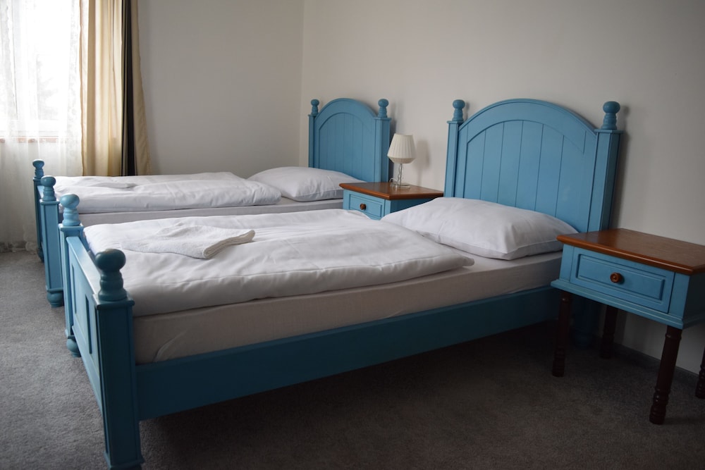 Deluxe Suite, 2 Bedrooms, Courtyard View, Courtyard Area photo 2