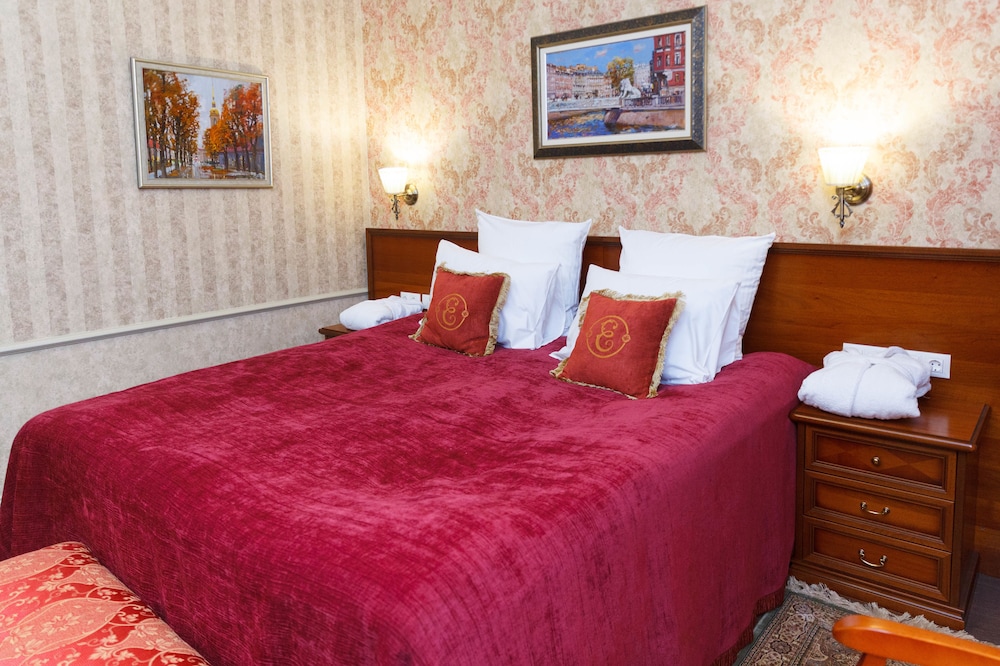 Deluxe Triple Room photo 2