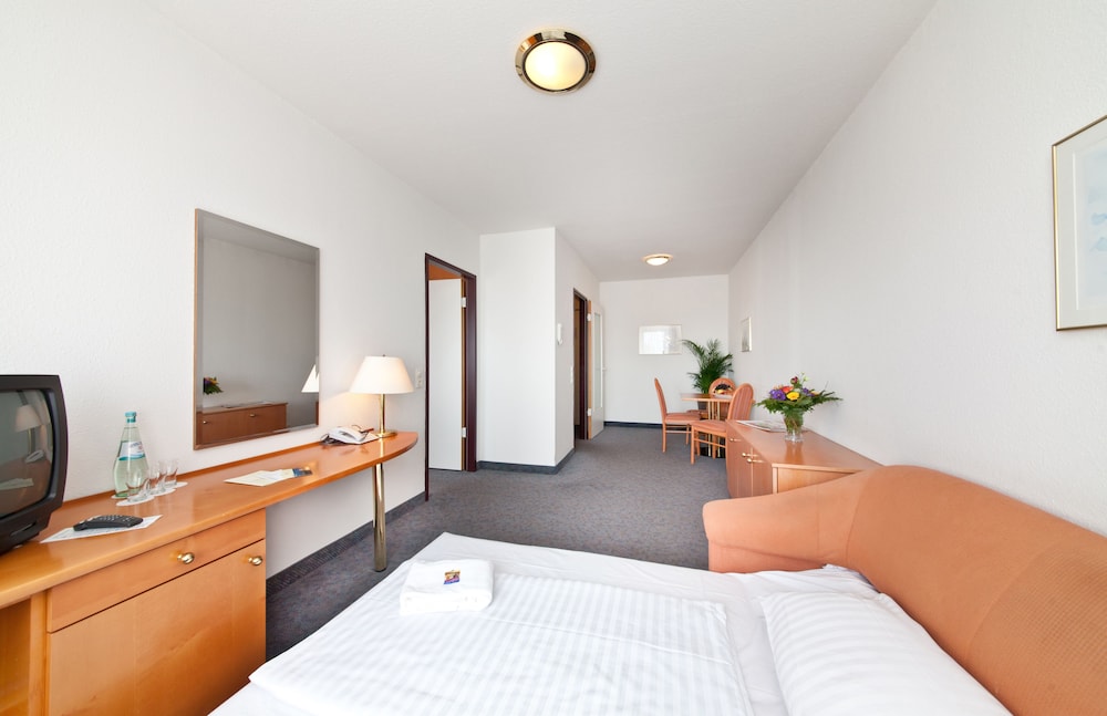 Triple Room with Kitchenette - Photo 1
