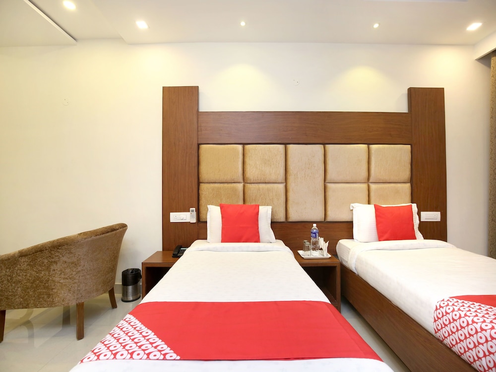 Deluxe Double Or Twin Room photo 3