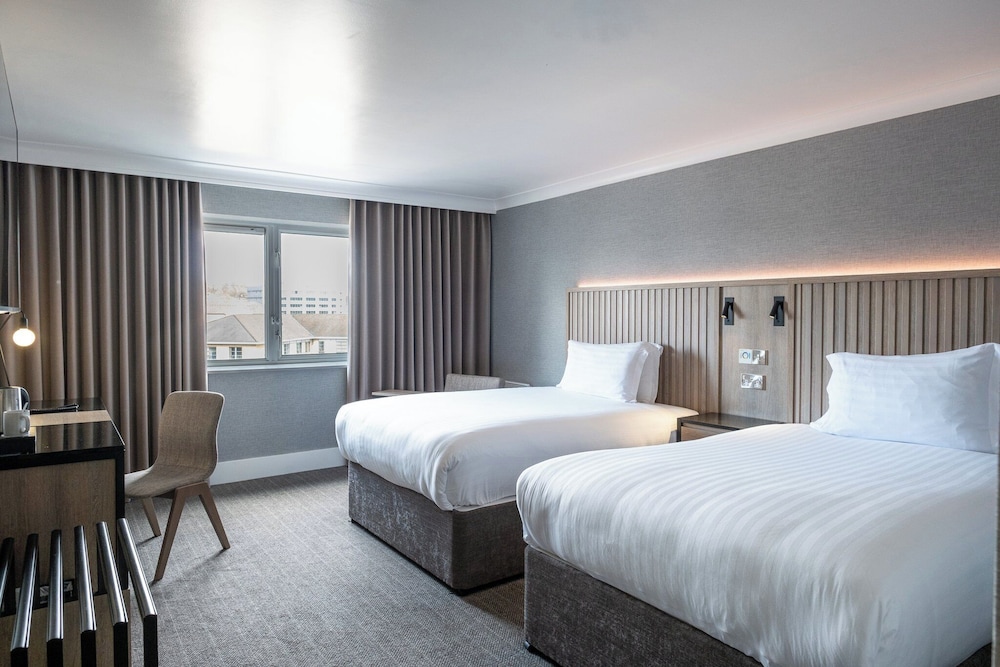 Standard Room, 2 Double Beds - Photo 1