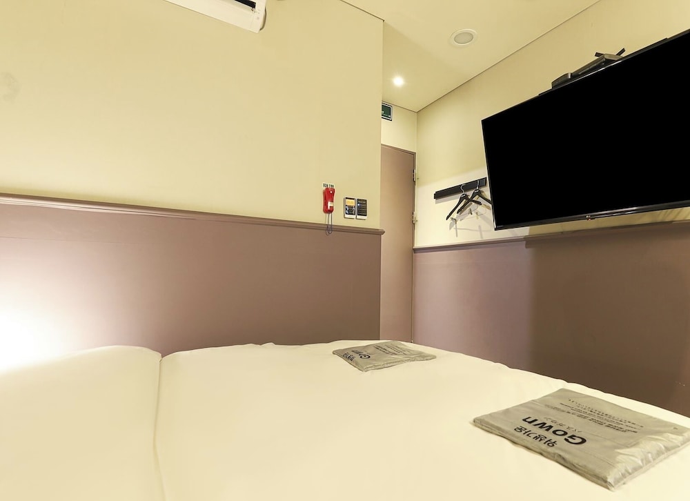Standard Double Room, City View photo 3