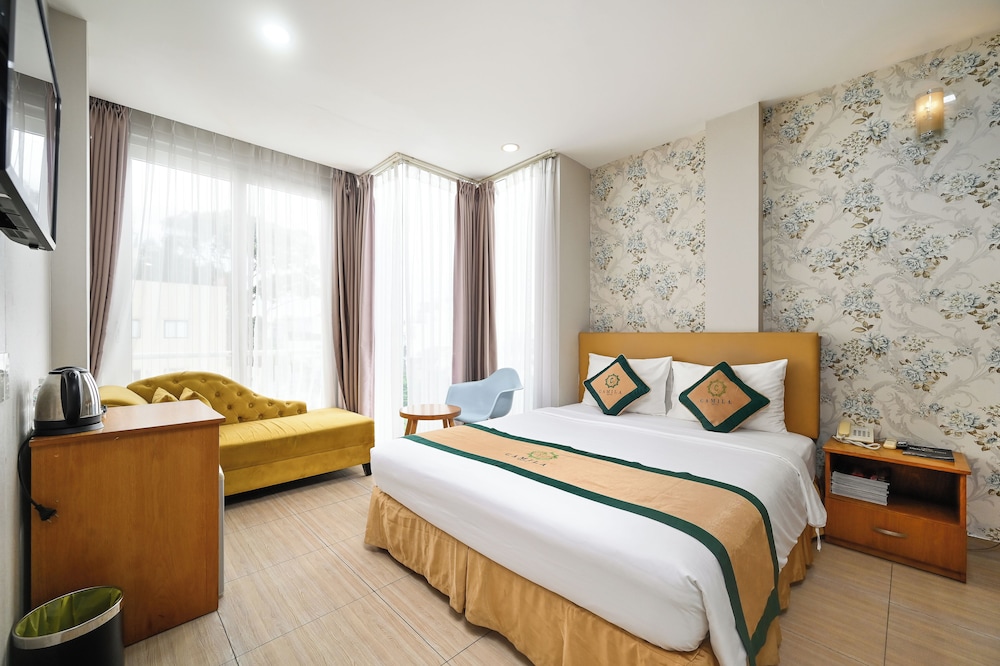 Premier Deluxe Double Room photo 2