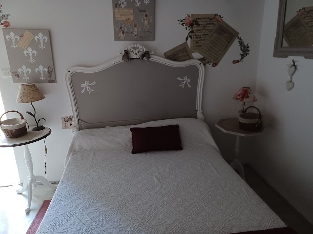 Superior Triple Room, Multiple Beds, Park View (La Romantique) photo 2