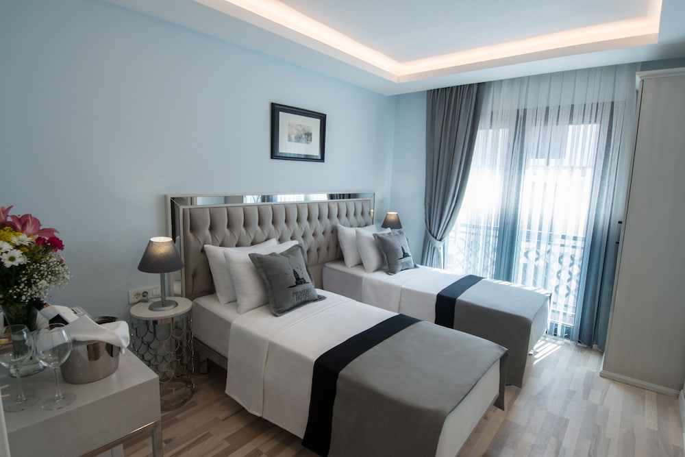 Superior Double Room, 1 Bedroom, Non Smoking, City View photo 2