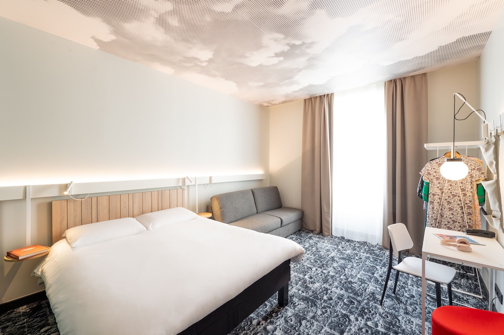 Superior Room, 1 Double Bed with Sofa bed - Photo 1