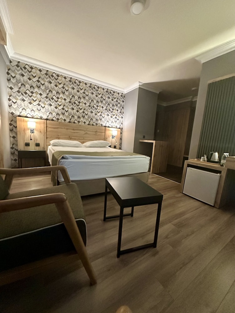 Deluxe Double Room photo 3