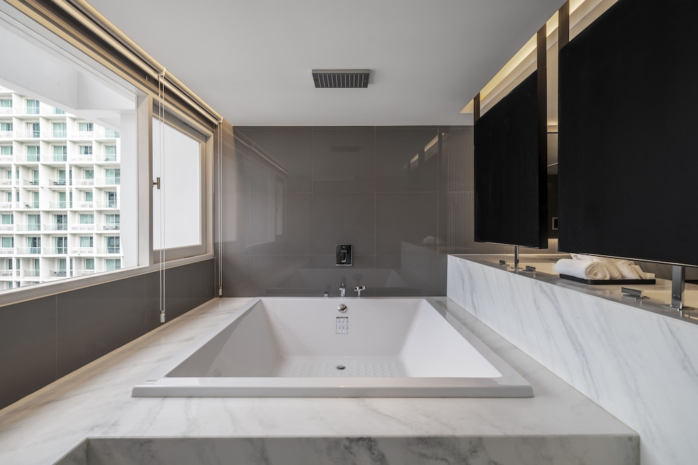 Kiri Suite photo 2