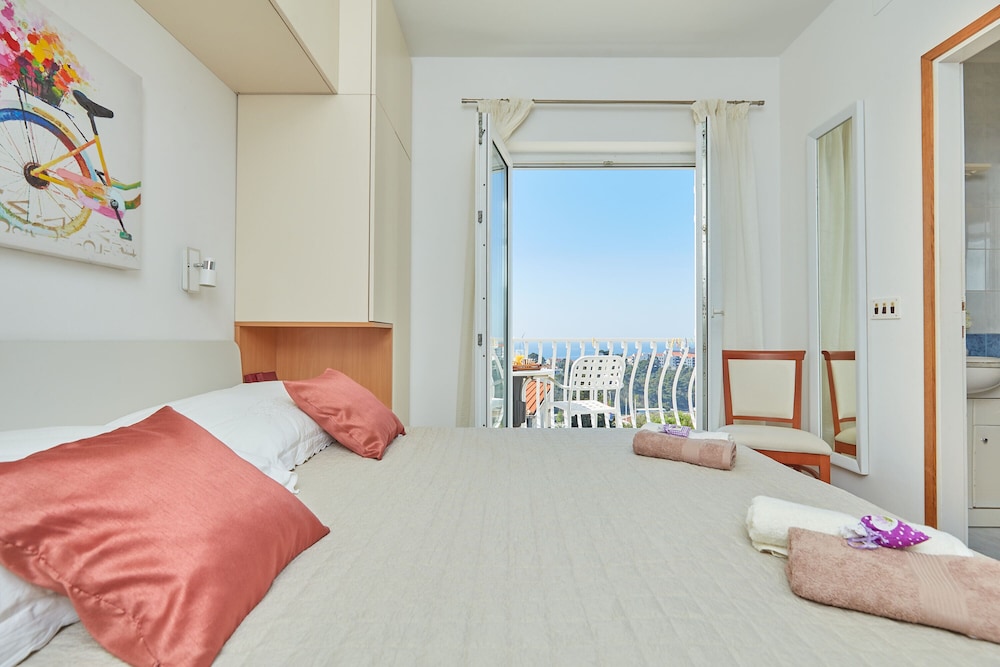 Classic Room, 1 Double Bed photo 1