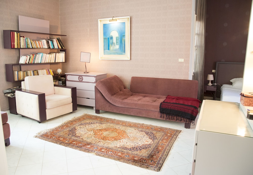 Classic Villa, 3 Bedrooms, Non Smoking photo 2
